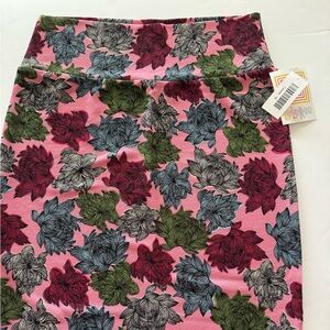 LuLaRoe Red, Blue, & Pink Floral Pencil Cassie Skirt Size M